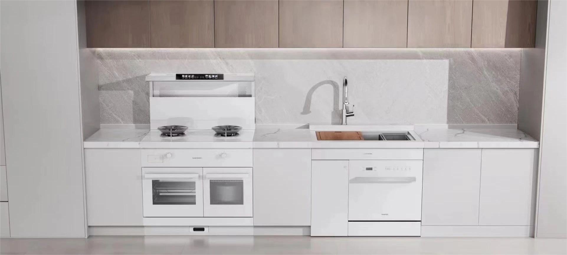 廚房搞這么白，真的好打理嗎？