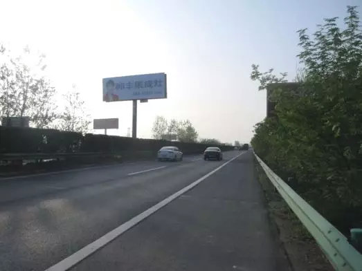 湖北新畫面全面上刊，近300塊廣告牌陸續(xù)閃耀全國！